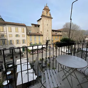 Apartment Piazza Mascheroni, Bergamo